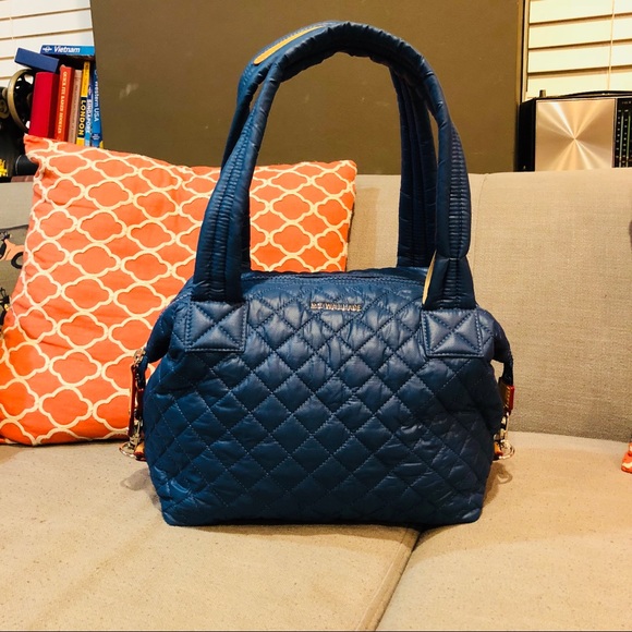🌸SOLD🌸MZ Wallace Medium Sutton Quilted Tote Bag - Picture 3 of 8